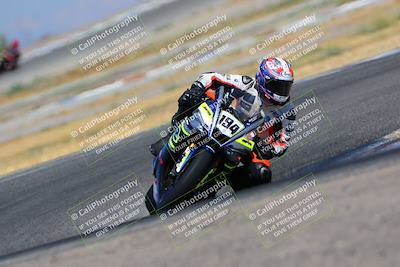 media/Aug-13-2023-CRA (Sun) [[1cfc37a6fb]]/Race 6 1000 Supersport/Race/